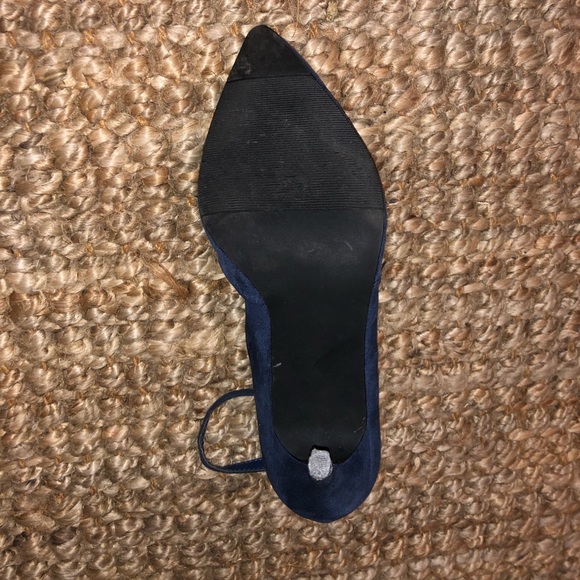 Forever 21 point toe heels - Picture 5 of 6